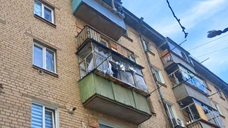 Ворог 30 березня масовано атакував Нікополь FPV-дронами: постраждали 8 людей