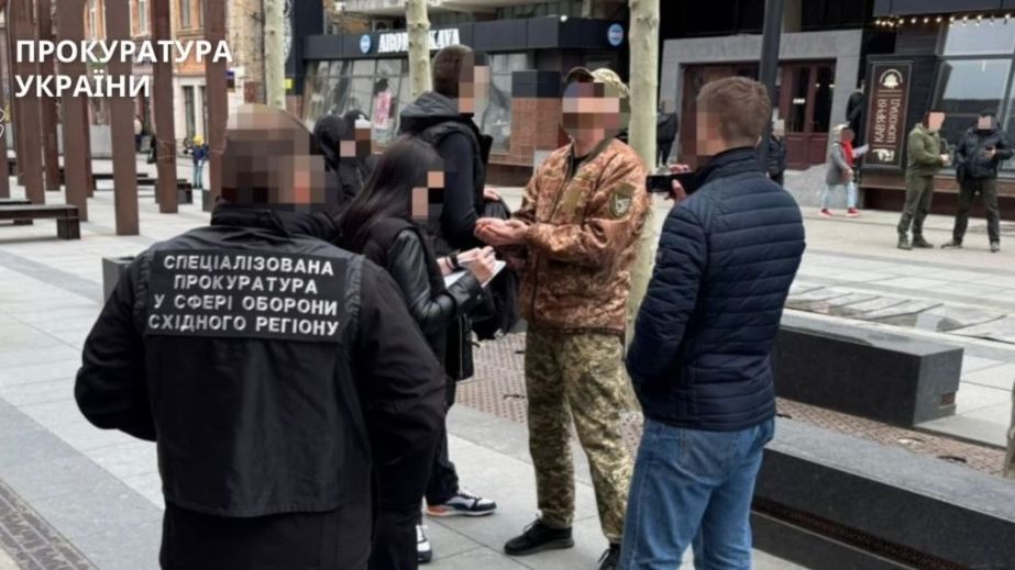 В Днепре военнослужащий требовал взятку от уклониста за "воздействие" на ТЦК и СП (ФОТО)