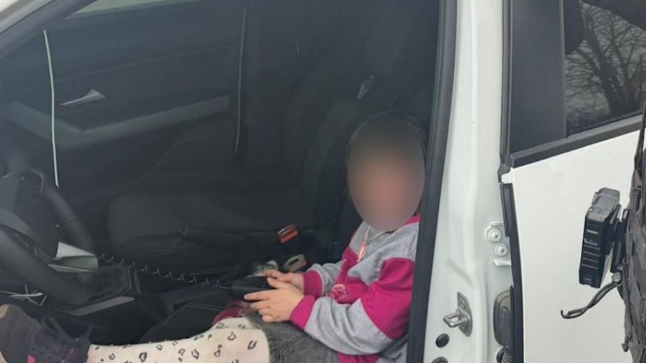 У Дніпрі 5-річна дівчинка втекла від няні та подолала два кілометри дороги (ФОТО)