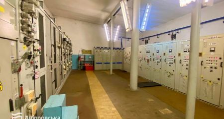 Електротранспорт Дніпра буде працювати навіть під час зникнення напруги: де тривають роботи з модернизації обладнання (ФОТО)