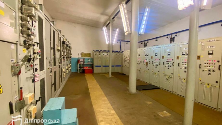 Електротранспорт Дніпра буде працювати навіть під час зникнення напруги: де тривають роботи з модернизації обладнання (ФОТО)