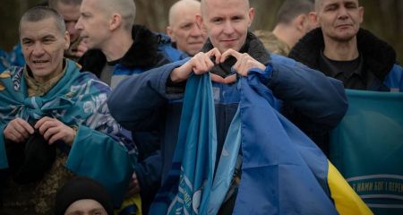 Из плена накануне Пасхи вернулись 11 защитников из Днепропетровской области