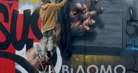 Не фотозона, а меседж: у Дніпрі з'явився мурал із сенсом Великодня (ФОТО)