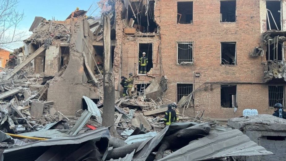 Враг 25 апреля устроил адскую ночь и утро в Днепре: двое погибших и 21 ранены (ФОТО)