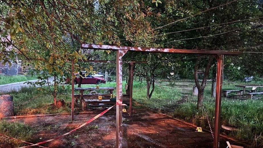 Взрыв в Кривом Роге: хулиган взорвал гранату во дворе многоэтажки