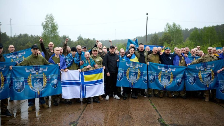Додому з полону 15 травня повернулися 205 українських захисників, з них 9 мешканців Дніпропетровщни (ФОТО)