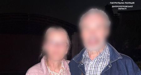 В Днепре полицейские вернули жене мужа, потерявшегося посреди города