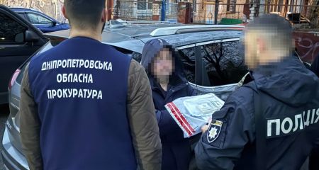 "Белый билет" по цене автомобиля: на Днепропетровщине будут судить дельцов, продававших справки ВЛК за $20 000 (ФОТО)