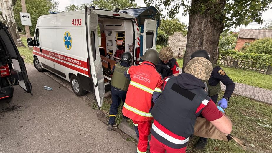Один человек погиб, девять раненых: враг атаковал четыре района Днепропетровщины (ФОТО)