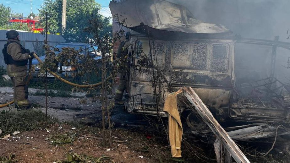 Ад на Днепропетровщине: ночью 7 июня враг атаковал два района авиабомбой и десятками дронов