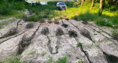 Спасли 37 раков: на Днепропетровщине водный патруль помешал браконьерам более чем на 120 000 гривен (ФОТО)
