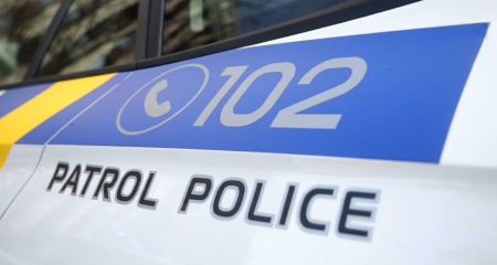 Психотропы под чехлом телефона: в Самаре полицейские задержали мужчину с "закладкой"
