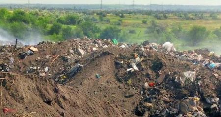 Под Павлоградом горит свалка: город накрывает дымом