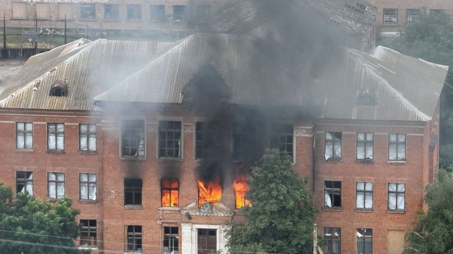 П&rsquo;ятеро людей поранені: ворог атакував чотири райони Дніпропетровщини (ФОТО)
