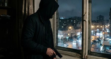 Кровавые развлечения: в Днепре неизвестный расстреливает птиц и открывает огонь по людям (ФОТО)