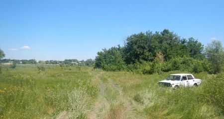 На Дніпропетровщині серійний автоугонщик викрав "ВАЗ" та кинув його зламаним у лісосмузі