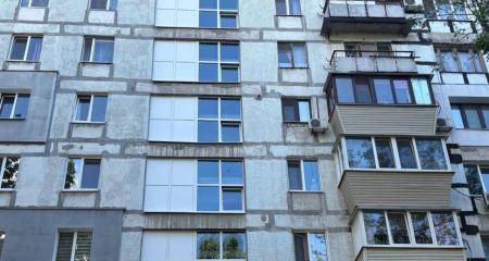 У Дніпрі повністю відновили будинок ОСББ, пошкоджений під час ворожої атаки