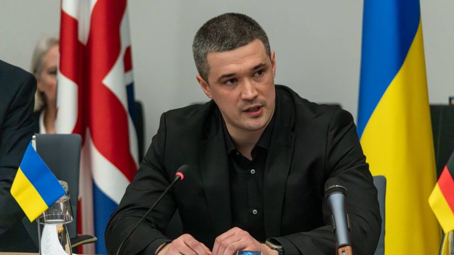 Михаил Федоров отказался от предложений Президента и заявил о желании вернуться в Минобороны
