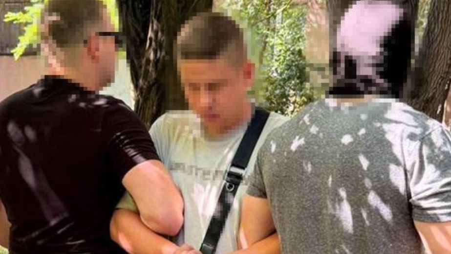 Активировал более 1000 терминалов Starlink для окупантов: в Днепре СБУ задержала российского агента