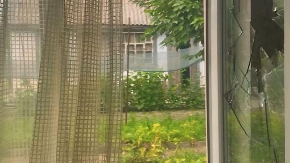 Разбивал окна и "обносил" дома: в Днепре поймали 24-летнего серийного домушника (ФОТО)
