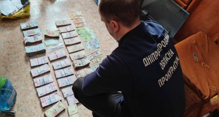 Підпільні цехи та контрафакт на 50 млн грн: у Кривому Розі судитимуть групу осіб за незаконне виробництво цигарок і алкоголю