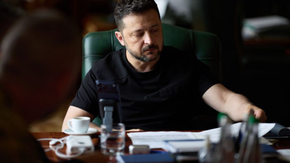 В Украине не осталось ни одной неповрежденной электростанции: Зеленский о последствиях ударов РФ и ситуации с ПВО