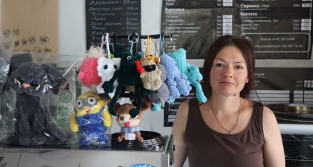 "Панна Кота": кофейня в Каменском, где пекут пироги, играют блюз и ждут с войны