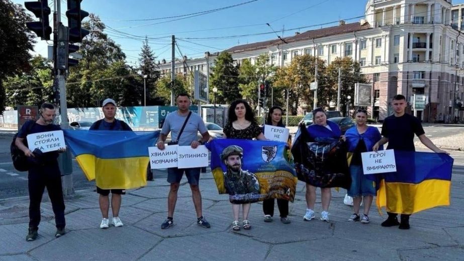 У Дніпрі відбулася щосуботня акція пам'яті полеглих Захисників і Захисниць України