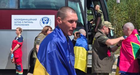 Украина вернула из российского плена 103 защитников (ФОТО)