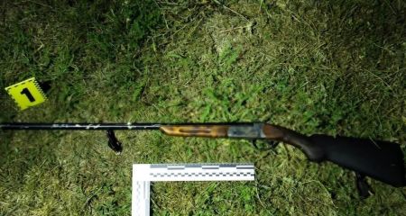 Разрешил конфликт выстрелом из охотничьего ружья: на Днепропетровщине мужчина чуть не убил неприятеля (ФОТО)