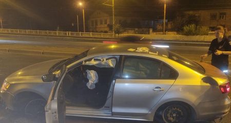 Викрав Volkswagen та потрапив у ДТП: у Дніпрі затримали 25-річного рецидивіста (ФОТО)