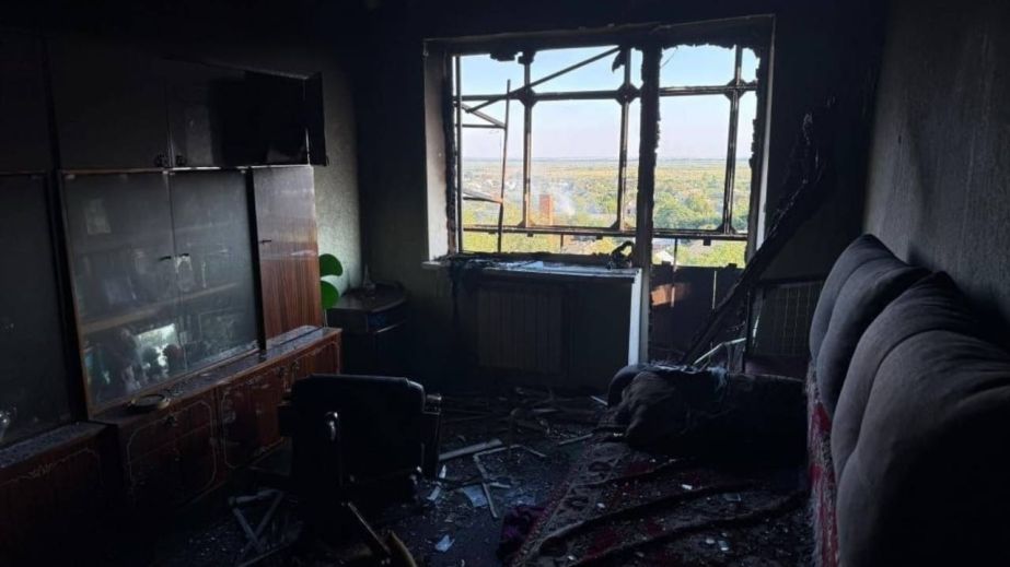 Удар по Каменскому: четверо погибших, в городе объявлен День траура (ВИДЕО)
