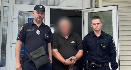 Выстрелил в грудь на остановке: в Днепре полицейские задержали подозреваемого в жестоком убийстве горожанина (ФОТО)