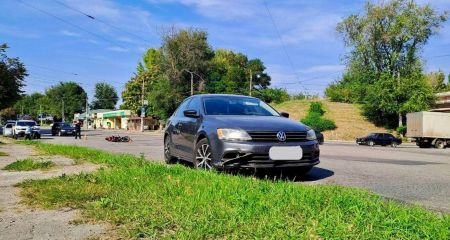 ДТП в Каменском: автомобиль столкнулся с мопедом, которым управлял 13-летний подросток