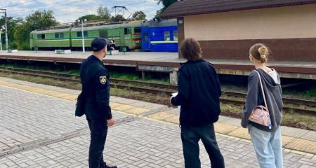 Смертельная опасность ради "лайков": полицейские Каменского провели беседы со школьниками из-за зацепления