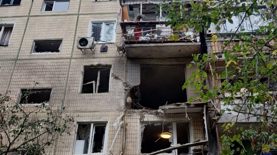 В Никополе вражеский обстрел унес жизнь человека: под ударом оказалась многоэтажка