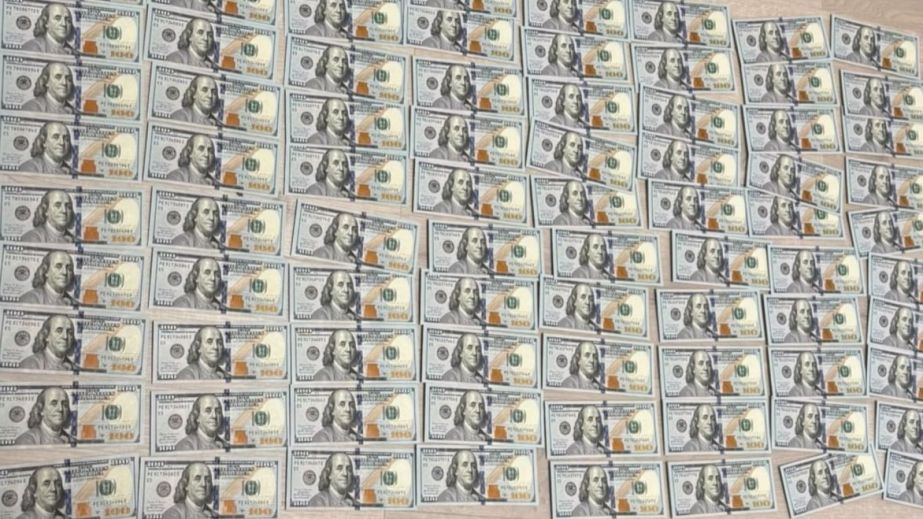 Розкрадання 50 млн грн з рахунків клієнтів: у Дніпрі судитимуть банду на чолі з ексдиректоркою банку (ФОТО)