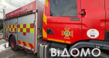 В Днепре на Рабочей сгорел киоск по ремонту обуви (ВИДЕО)