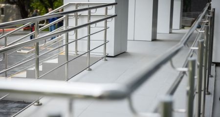 Реабилитация по европейским стандартам: на Днепропетровщине открыли центр для людей с травмами спинного мозга