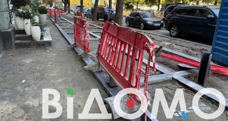 Оновлення тротуарів: у Дніпрі на проспекті Яворницького ремонтують пішохідну зону (ФОТО, ВІДЕО)
