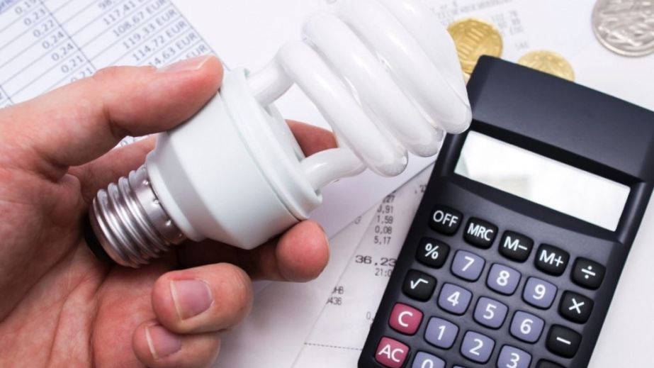 Світла мало, а платіжки величезні: чому у мешканців Дніпропетровщини в січні зросли рахунки