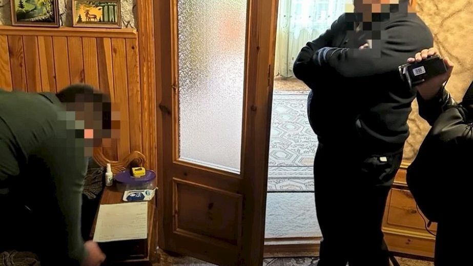 Подозреваемого во взяточничестве главу райсуда из Днепропетровщины выпустили под залог более чем в 900 тысяч гривен