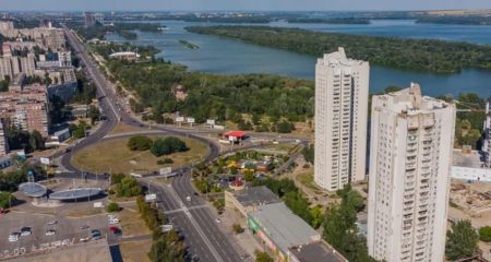 Перші хмарочоси Дніпра: два висотні будинки на Перемозі відзначають свій 50-річний ювілей (ФОТО)