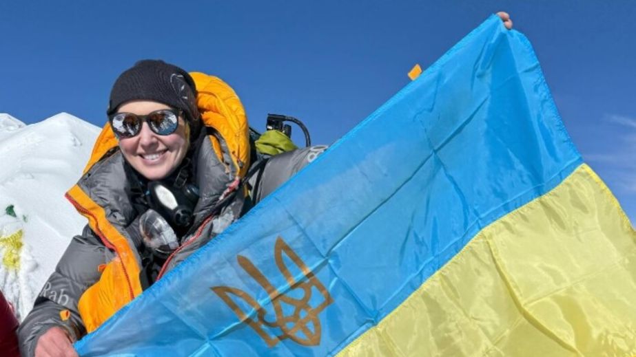 Альпіністка з Дніпра підкорила п'яту за висотою вершину світу (ФОТО)