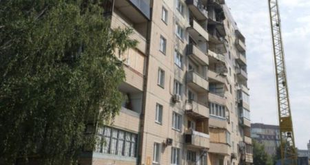В Кривом Роге готовятся вернуть жильцов в восстановленную после вражеского удара многоэтажку (ФОТО)