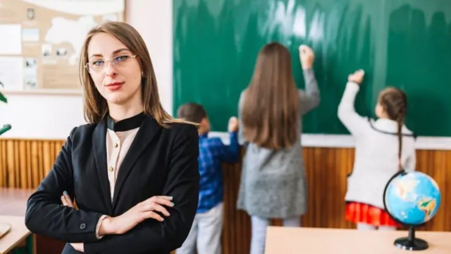 В Днепре часть педагогов внешкольных учреждений получат ежемесячную надбавку: кого ждет новая доплата