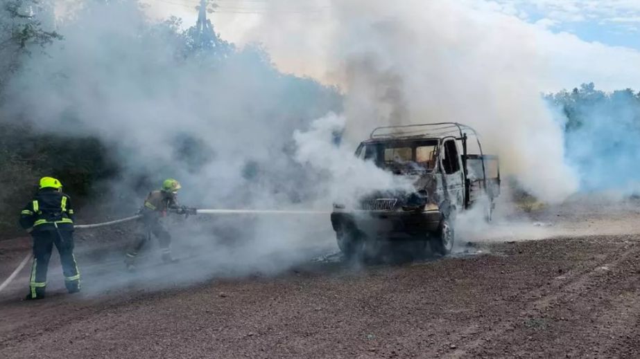 В Кривом Роге ликвидировали пожар в автомобиле "ГАЗель" (ФОТО)