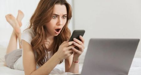У Дніпрі дівчина, котра злила компромат на колишнього, отримала симетричну відповідь на стовпі (ФОТО)