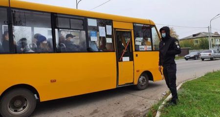 Водители направлены на уточнение данных в ТЦК: в Павлограде изменится расписание движения маршруток