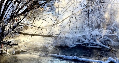 На Криворожье в реке на глубине 13 метров обнаружили тело утопленника (ФОТО)